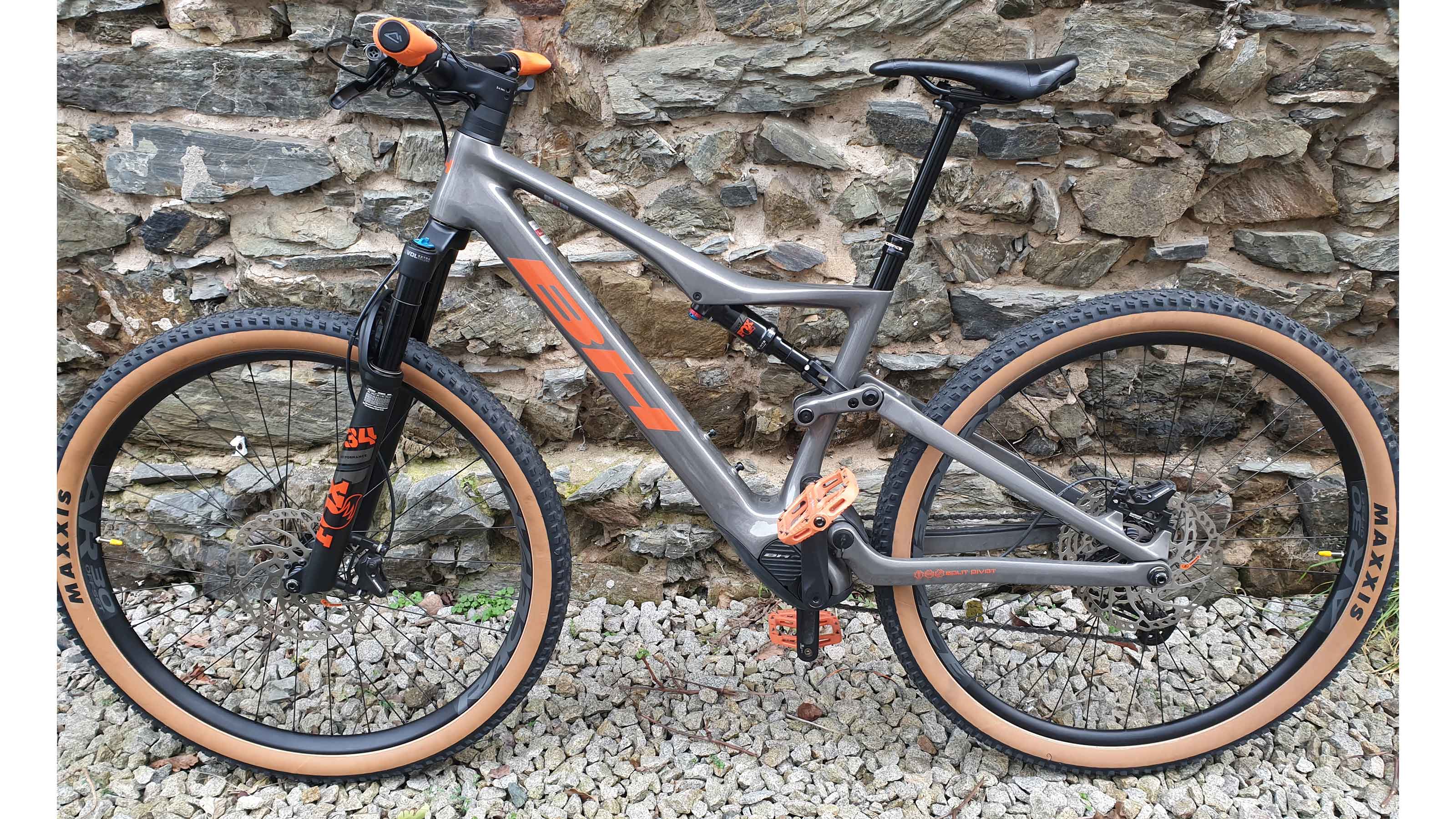 BH iLynx Race Carbon LT 7.6 540Wh