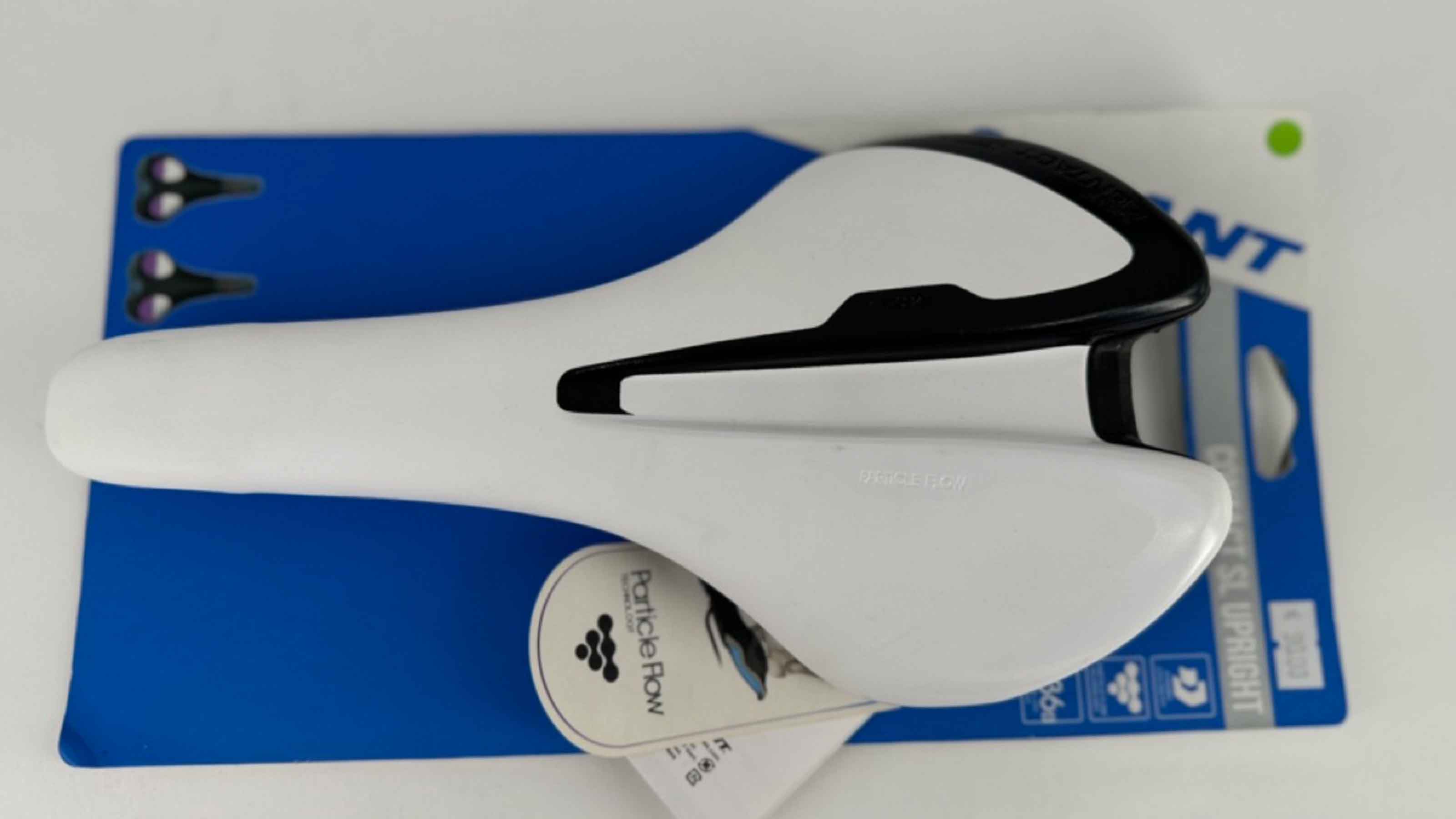 Giant Sattel Contact Upright weiss