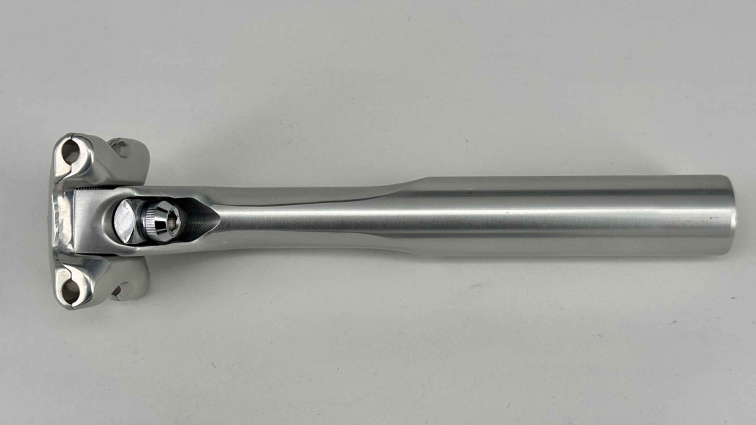 Shimano Sattelstütze Dura-Ace SP-7400