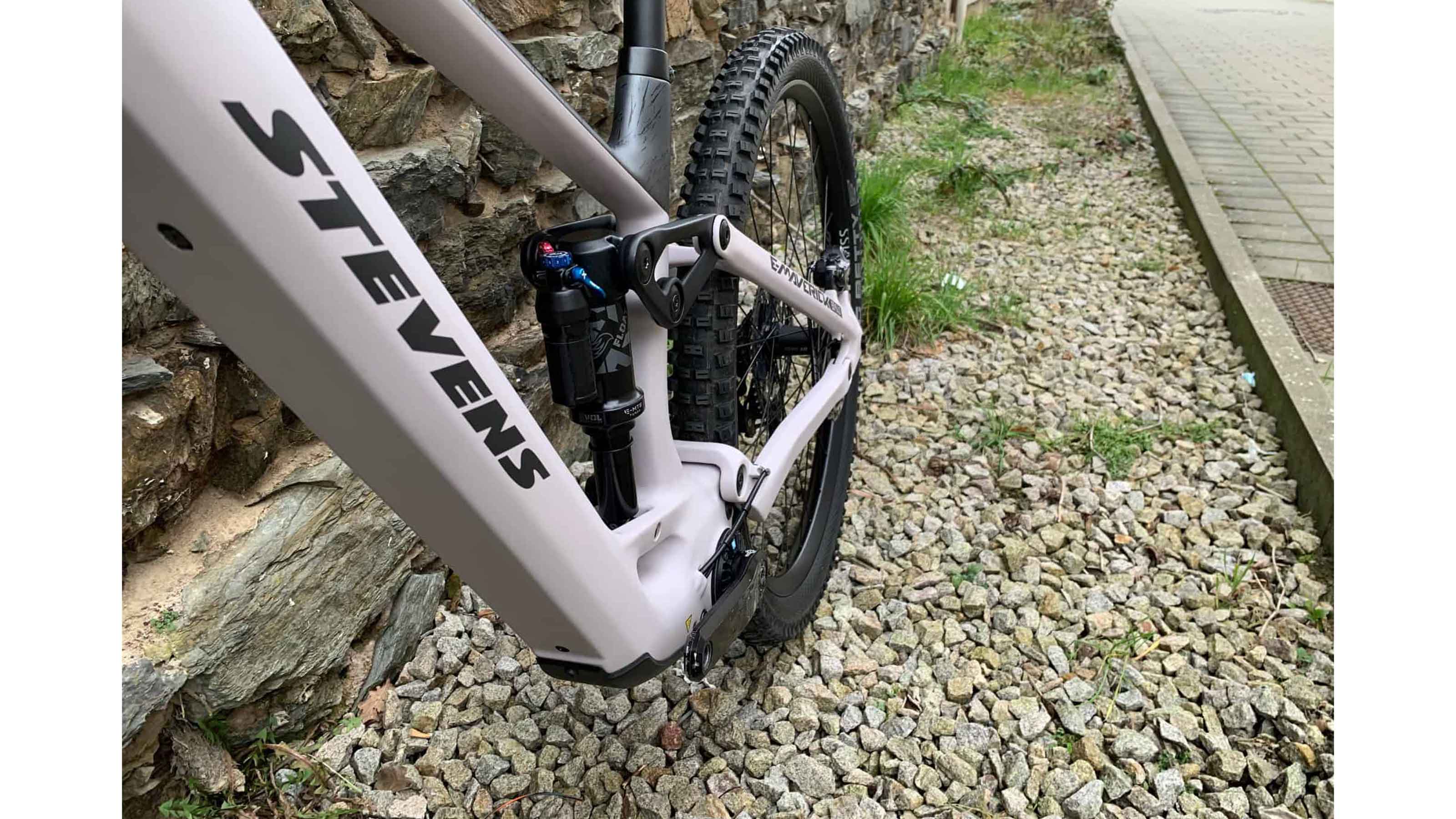 Stevens E-Maverick ED 9.4.3 29'' lavender grey